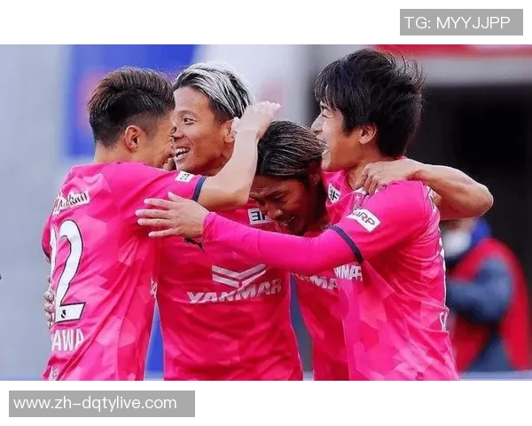 山东鲁能迎战大阪樱花全力争胜展现球队实力与风采